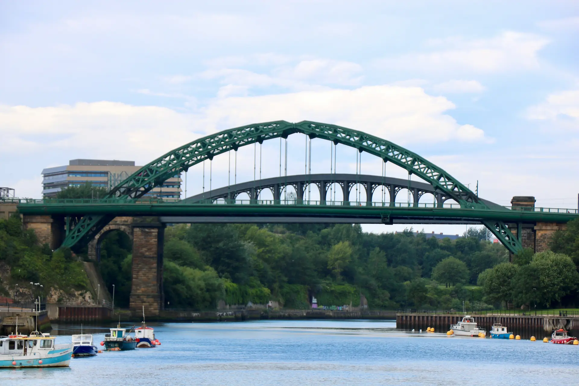 Professional car leasing services in Sunderland, Tyne and Wear - Egon Car Leasing covers Sunderland and surrounding areas with business and personal vehicle hire